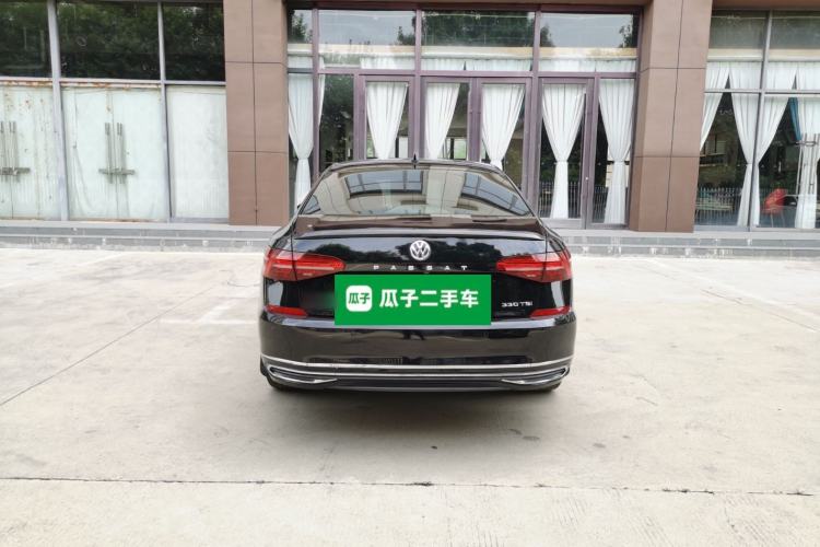 Used Volkswagen Passat 2019 330TSI Elite Edition China VI Rear