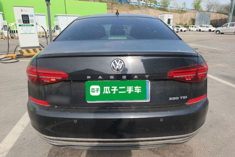 Used Volkswagen Passat 2019 330TSI Elite Edition China VI Rear