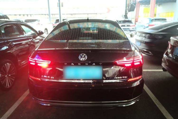 Used Volkswagen Passat 2019 330TSI Luxury Edition China VI Standard Rear