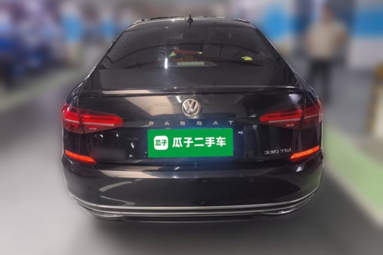 Used Volkswagen Passat 2019 330TSI Elite Edition China VI Rear
