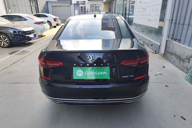 Used Volkswagen Passat 2019 330TSI Elite Edition China VI Rear
