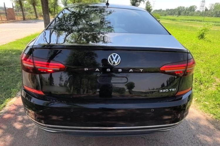 Used Volkswagen Passat 2019 330TSI Elite Edition China VI Rear