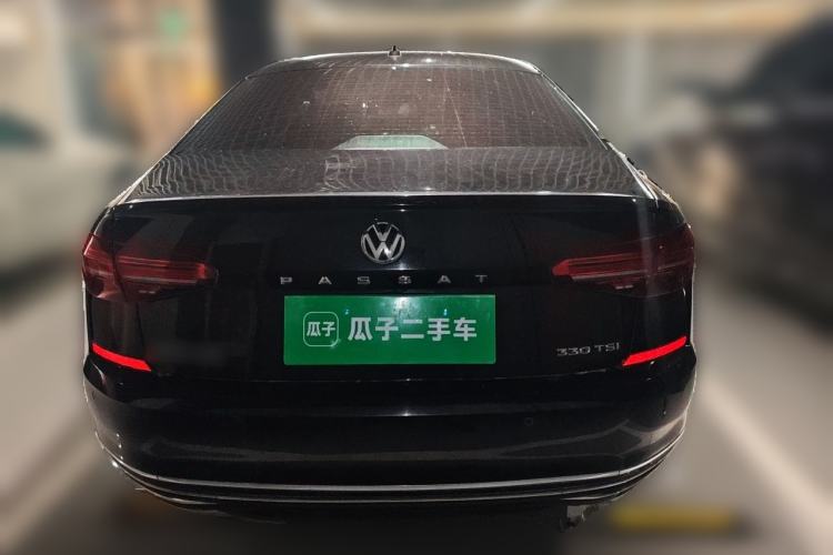 Used Volkswagen Passat 2019 330TSI Elite Edition China VI Rear