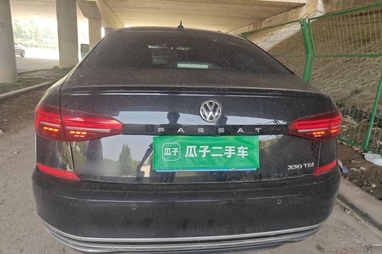 Used Volkswagen Passat 2019 330TSI Elite Edition China VI Rear