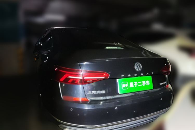 Used Volkswagen Passat 2019 330TSI Luxury Edition China VI Standard Rear