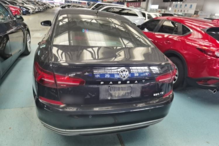 Used Volkswagen Passat 2019 280TSI Business Edition China VI Rear
