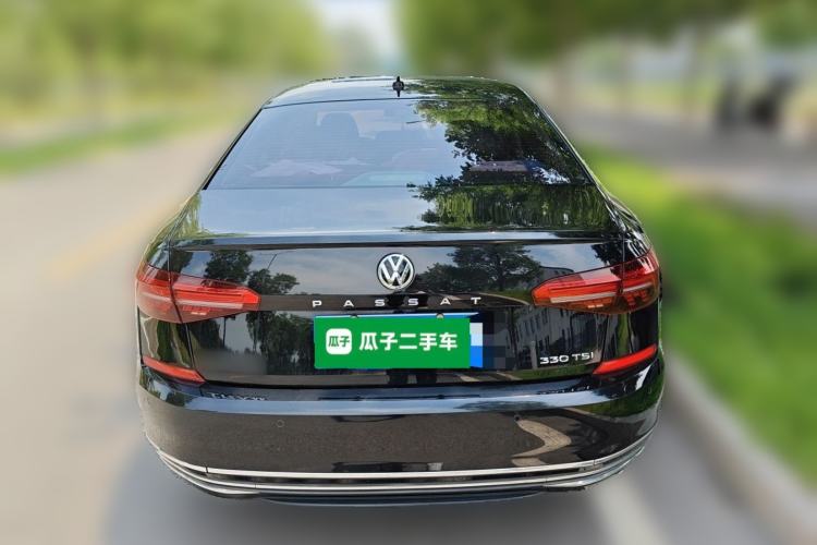 Used Volkswagen Passat 2019 330TSI Elite Edition China VI Rear