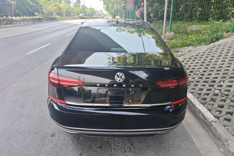 Used Volkswagen Passat 2019 330TSI Luxury Edition China V Standard Rear