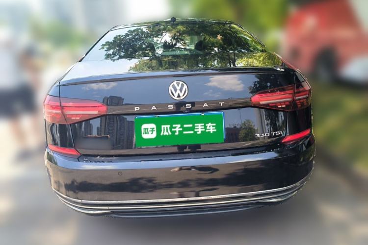 Used Volkswagen Passat 2019 330TSI Elite Edition China VI Rear