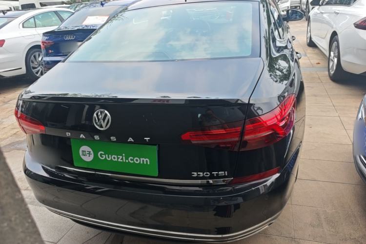 Used Volkswagen Passat 2019 330TSI Elite Edition China VI Rear