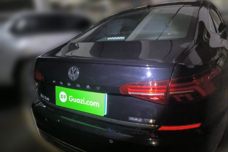 Used Volkswagen Passat 2019 330TSI Luxury Edition China VI Standard Rear