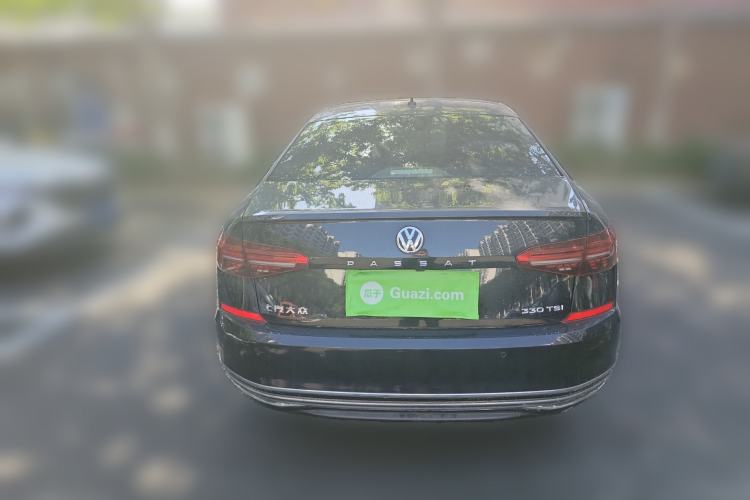 Used Volkswagen Passat 2019 330TSI Elite Edition China VI Rear
