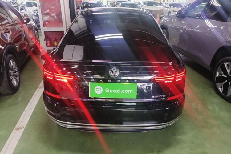 Used Volkswagen Passat 2019 330TSI Luxury Edition China V Standard Rear