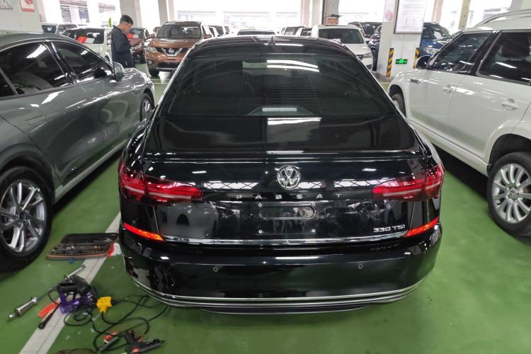 Used Volkswagen Passat 2019 330TSI Luxury Edition China V Standard Rear