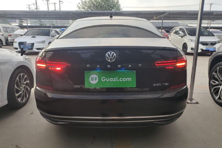 Used Volkswagen Passat 2019 330TSI Elite Edition China VI Rear