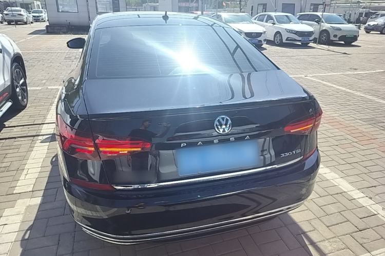 Used Volkswagen Passat 2019 330TSI Luxury Edition China V Standard Rear