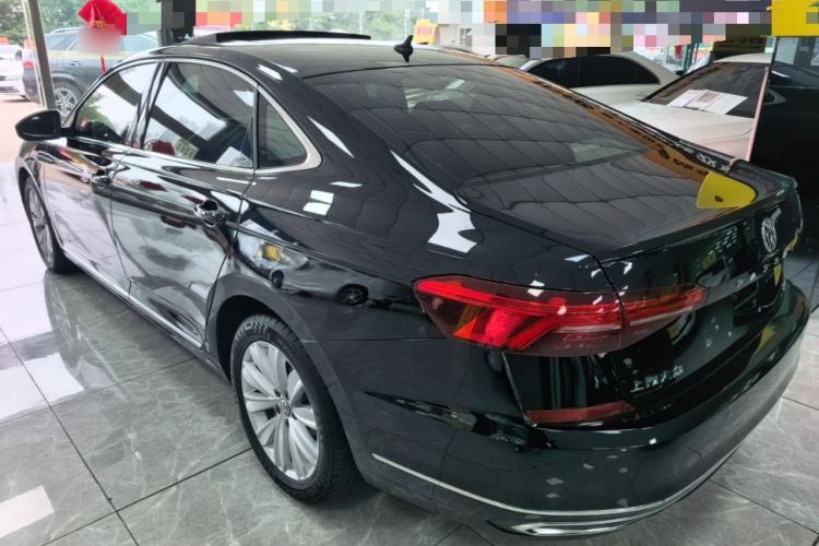Used Volkswagen Passat 2019 330TSI Elite Edition China VI Rear Left 45 Deg