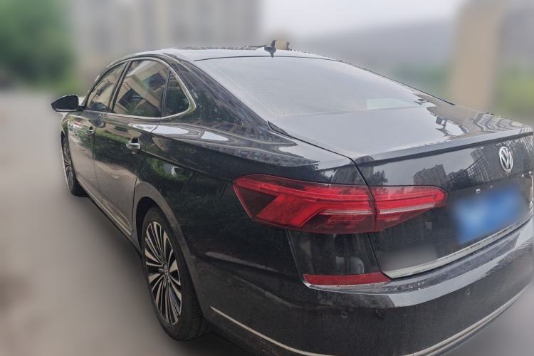 Used Volkswagen Passat 2019 330TSI Luxury Edition China V Standard Rear Left 45 Deg