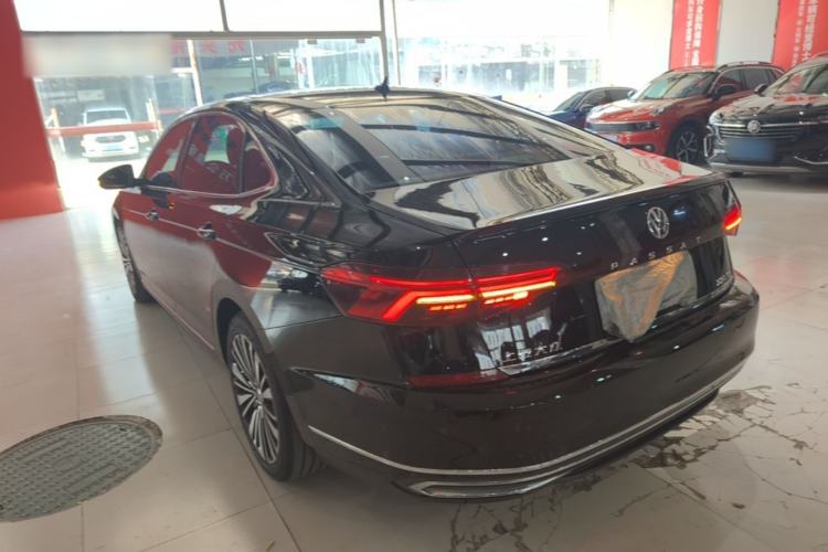 Used Volkswagen Passat 2019 330TSI Luxury Edition China V Standard Rear Left 45 Deg