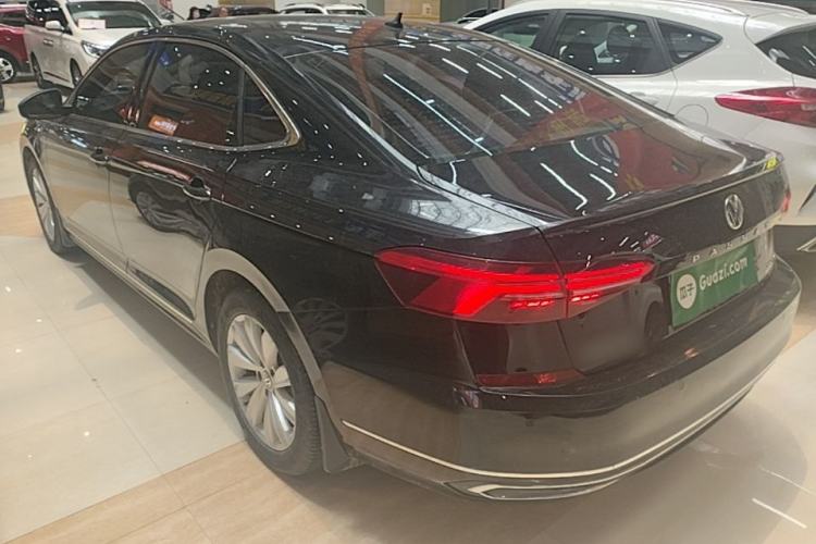 Used Volkswagen Passat 2019 330TSI Elite Edition China VI Rear Left 45 Deg