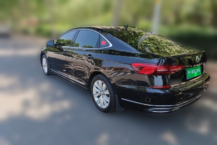 Used Volkswagen Passat 2019 330TSI Elite Edition China VI Rear Left 45 Deg