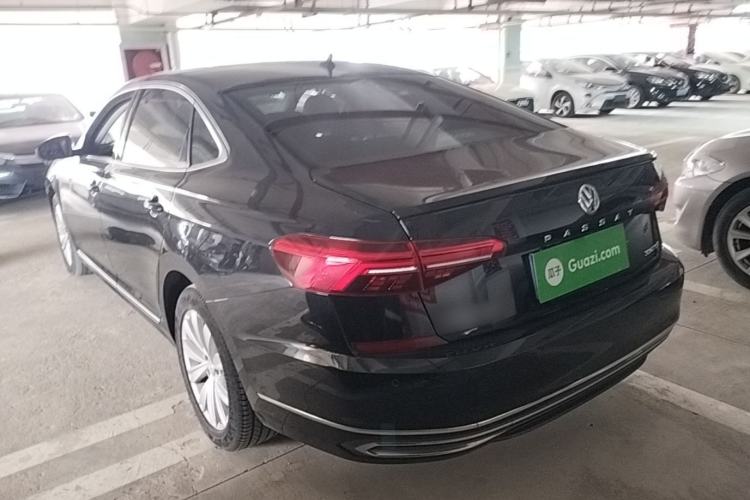 Used Volkswagen Passat 2019 330TSI Elite Edition China VI Rear Left 45 Deg