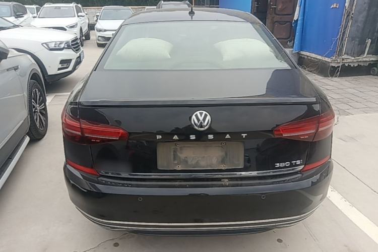 Used Volkswagen Passat 2019 380TSI Luxury Edition China VI Standard Rear
