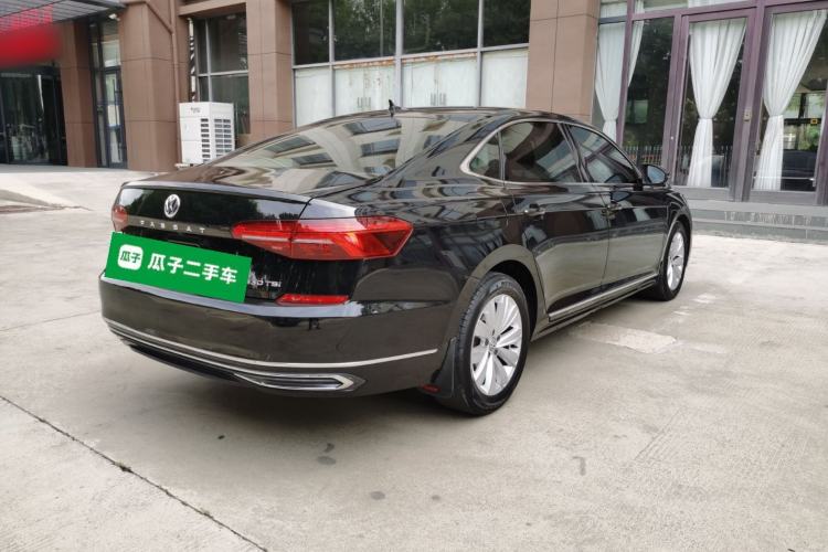 Used Volkswagen Passat 2019 330TSI Elite Edition China VI Rear Right 45 Deg