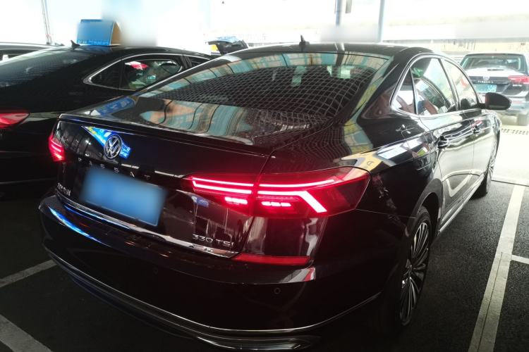 Used Volkswagen Passat 2019 330TSI Luxury Edition China VI Standard Rear Right 45 Deg