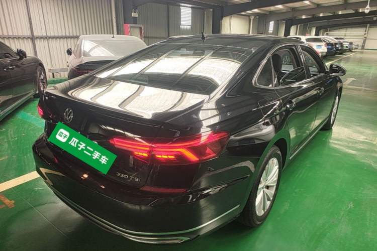 Used Volkswagen Passat 2019 330TSI Elite Edition China VI Rear Right 45 Deg