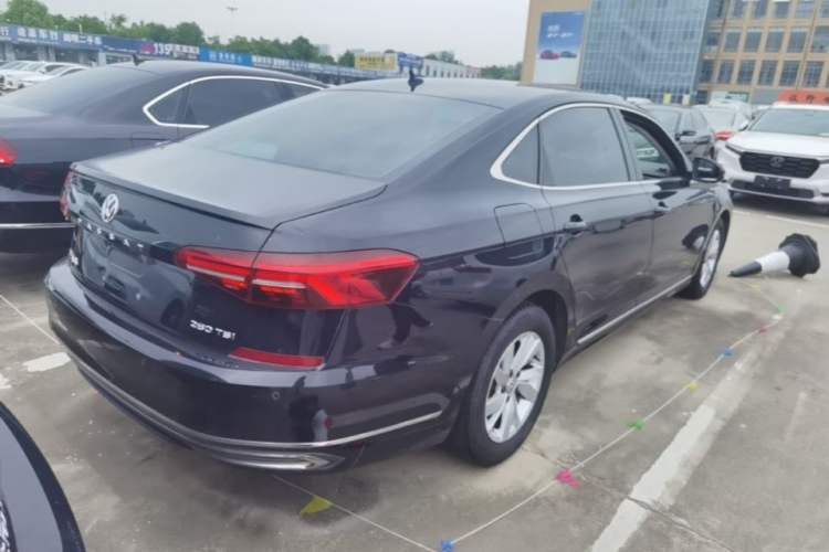 Used Volkswagen Passat 2019 280TSI Business Edition China VI Rear Right 45 Deg
