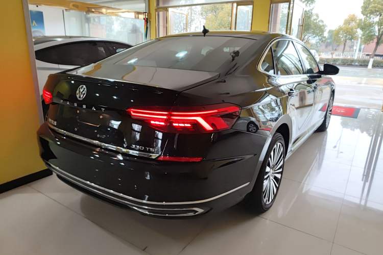 Used Volkswagen Passat 2019 330TSI Luxury Edition China VI Standard Rear Right 45 Deg