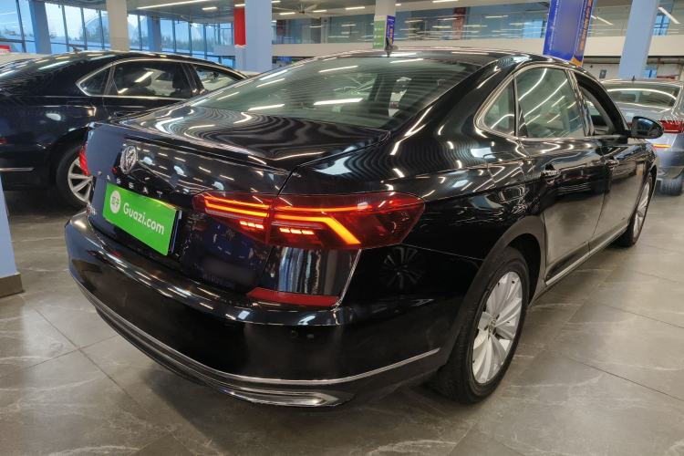 Used Volkswagen Passat 2019 330TSI Elite Edition China VI Rear Right 45 Deg