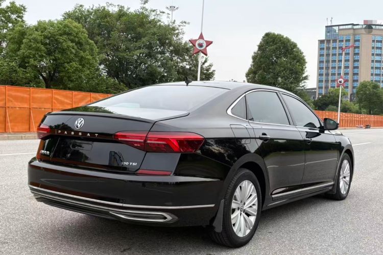 Used Volkswagen Passat 2019 330TSI Elite Edition China VI Rear Right 45 Deg
