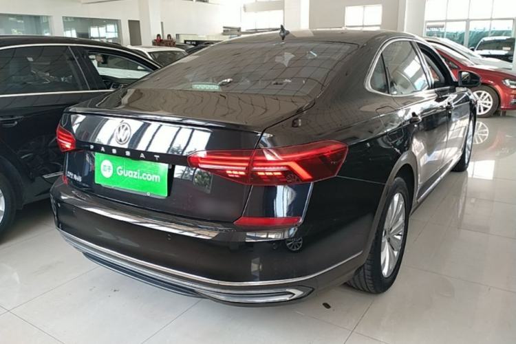 Used Volkswagen Passat 2019 330TSI Elite Edition China VI Rear Right 45 Deg