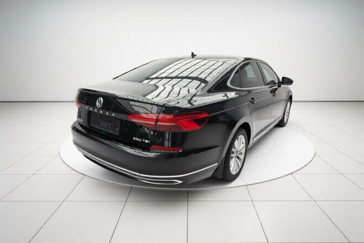 Used Volkswagen Passat 2019 330TSI Elite Edition China VI Rear Right 45 Deg