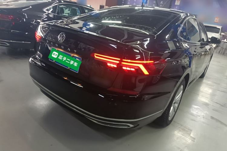 Used Volkswagen Passat 2019 330TSI Elite Edition China VI Rear Right 45 Deg