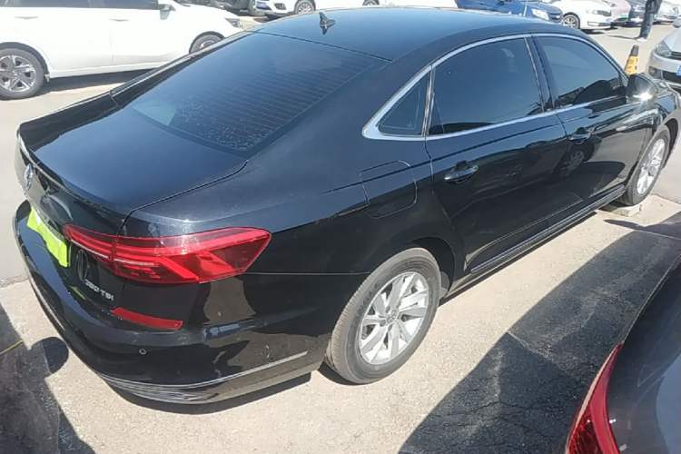 Used Volkswagen Passat 2019 280TSI Business Edition China VI Rear Right 45 Deg