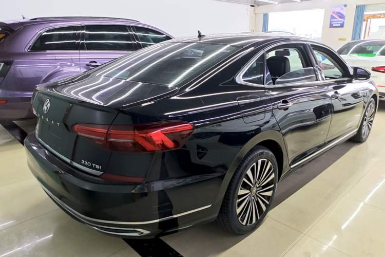 Used Volkswagen Passat 2019 330TSI Luxury Edition China VI Standard Rear Right 45 Deg
