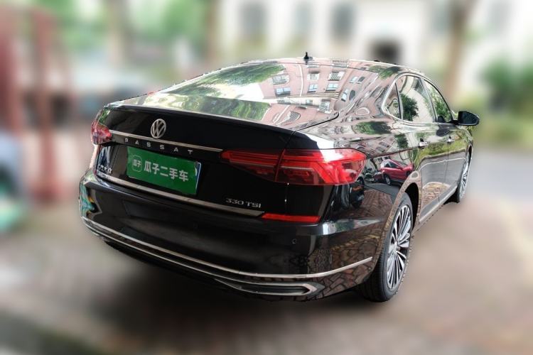 Used Volkswagen Passat 2019 330TSI Luxury Edition China V Standard Rear Right 45 Deg