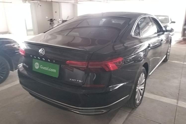 Used Volkswagen Passat 2019 330TSI Elite Edition China VI Rear Right 45 Deg