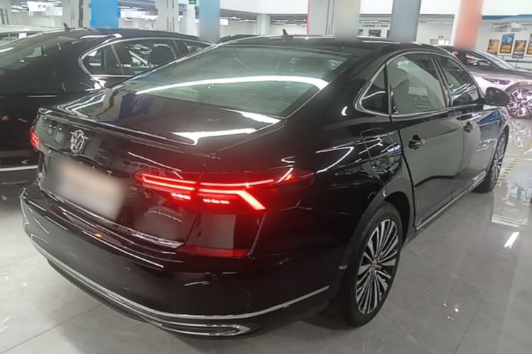 Used Volkswagen Passat 2019 330TSI Luxury Edition China V Standard Rear Right 45 Deg