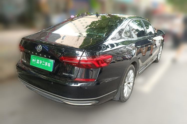 Used Volkswagen Passat 2019 330TSI Elite Edition China VI Rear Right 45 Deg