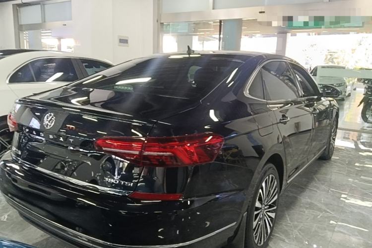 Used Volkswagen Passat 2019 330TSI Luxury Edition China VI Standard Rear Right 45 Deg