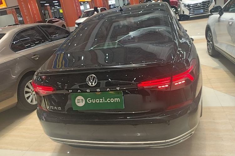Used Volkswagen Passat 2019 330TSI Elite Edition China VI Rear