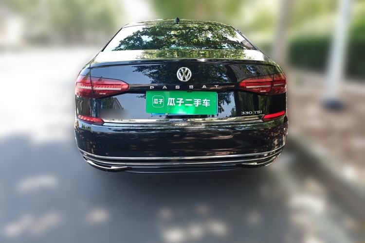 Used Volkswagen Passat 2019 330TSI Elite Edition China VI Rear