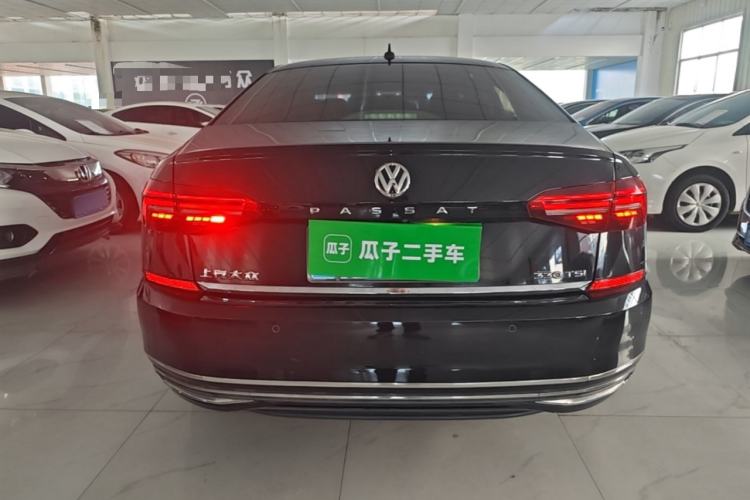 Used Volkswagen Passat 2019 330TSI Elite Edition China VI Rear
