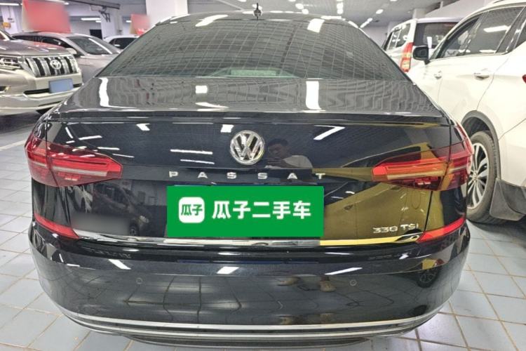 Used Volkswagen Passat 2019 330TSI Luxury Edition China VI Standard Rear