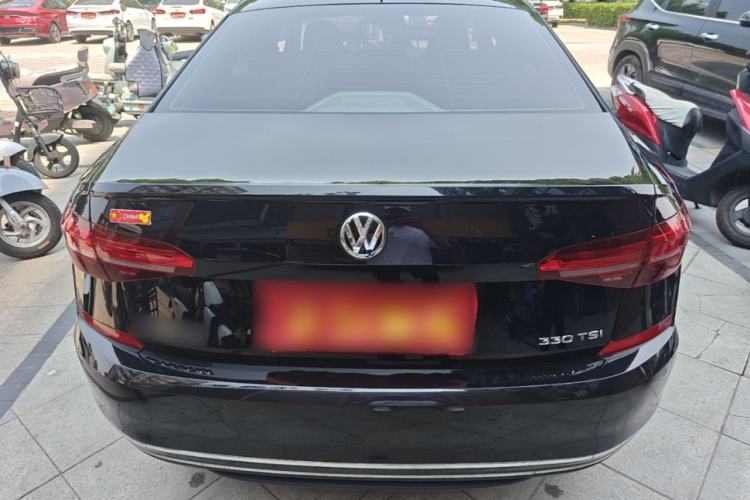 Used Volkswagen Passat 2019 330TSI Elite Edition China VI Rear