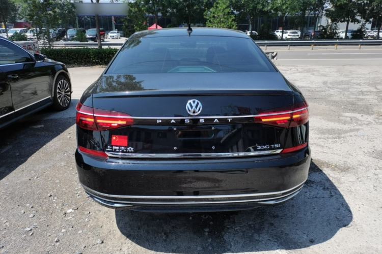Used Volkswagen Passat 2019 330TSI Luxury Edition China VI Standard Rear